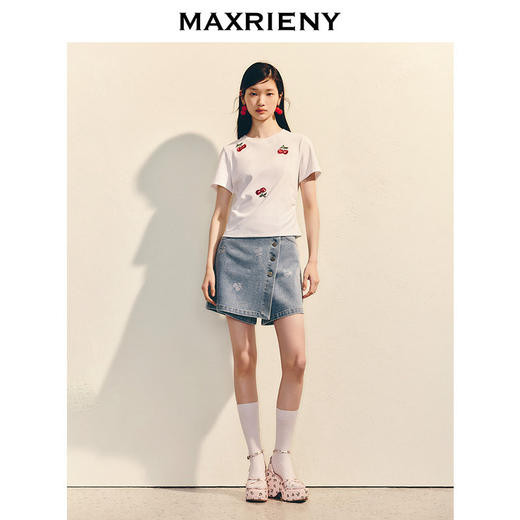 MAXRIENY甜美休闲感短袖圆领T恤2025夏季新款修身显瘦刺绣上衣女(货号:MS86TS014) 商品图1