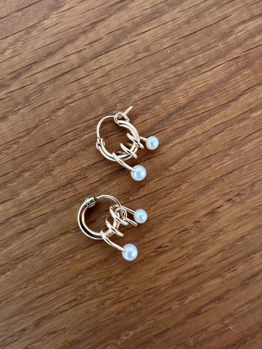 SpoiledBrat Jewelry 珍珠耳圈 商品图0