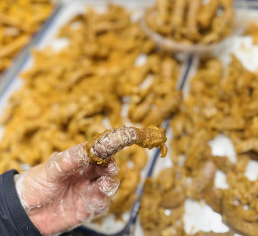 【周五到】温州南麂岛椒盐皮皮虾250克 老板娘手艺太绝，椒盐+孜然一撒，外酥里嫩，鲜到上头，一口一个停不下来，真的好吃到哭！ 商品图3