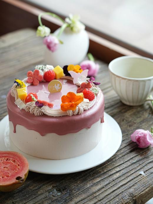 话梅芭乐草莓奶油蛋糕 商品图4