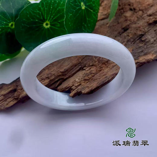 派瑞翡翠 翡翠手镯 糯种 浅绿 商品图0