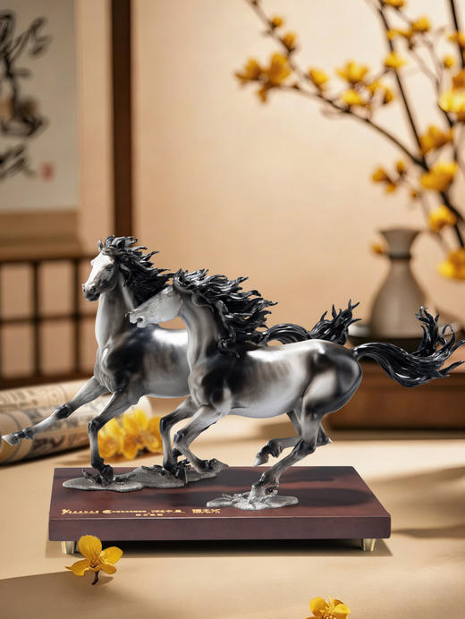 陈金庆《鸿瑞齐骧》铜雕小号 商品图3