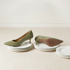 千百度2026春季新款春浅时装单鞋女单鞋A26189904