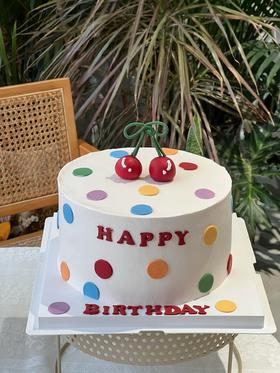 蛋糕定制—波点樱桃