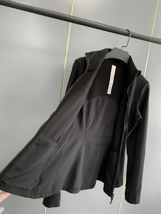 客供面料 LULU家女士运动修身夹克 商品图3