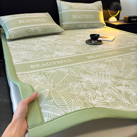 【春夏上新】自然醒5A乙纶全PE花卉轻奢提花凉感软凉席高端夏季冰丝凉席三件套床笠凉感空调单席垫子（可水洗机洗）QJ 商品图0