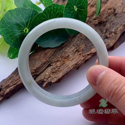 派瑞翡翠 翡翠手镯 糯种 飘花 商品图3