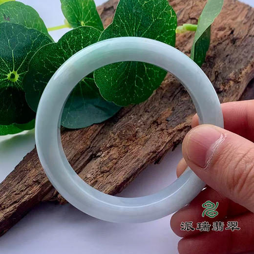 派瑞翡翠 翡翠手镯 糯种 飘花 商品图3