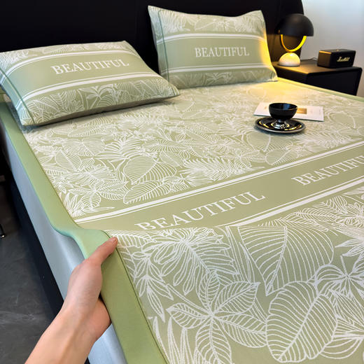 【春夏上新】自然醒5A乙纶全PE花卉轻奢提花凉感软凉席高端夏季冰丝凉席三件套床笠凉感空调单席垫子（可水洗机洗）QJ 商品图6
