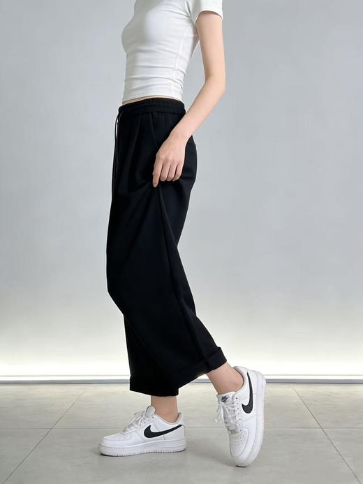 促→垂感面料裤！【自营】2578黑色百搭松紧腰卷边九分哈伦裤-喜出 商品图3