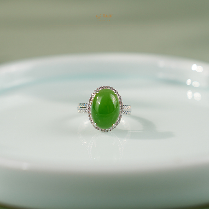 【薄荷汀】18K白金碧玉蛋面戒指