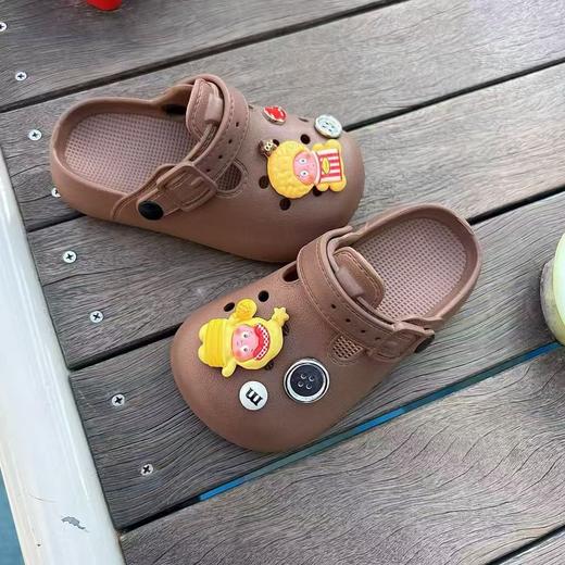 【预售】儿童潮牌洞洞鞋男女童凉拖外穿夏季包头婴幼儿室内沙滩宝宝家居防滑鞋 商品图2