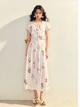 玛克门店发货：法式度假印花半身裙高腰百褶25夏款淡人穿搭女MS86SK031A10