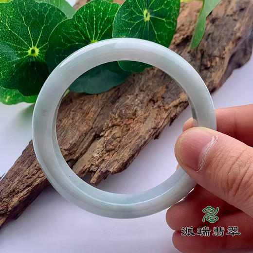 派瑞翡翠 翡翠手镯 糯种 飘花 商品图3