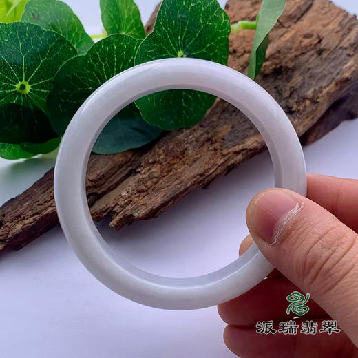 派瑞翡翠 翡翠手镯 糯种 浅紫 商品图3