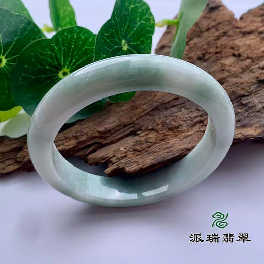 派瑞翡翠 翡翠手镯 糯种 飘花 商品图0