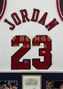 收藏系列 乔丹 公牛队白色23号 NIKE球员版 亲笔签名球衣 商品缩略图2
