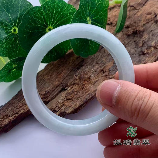 派瑞翡翠 翡翠手镯 糯种 飘花 商品图3