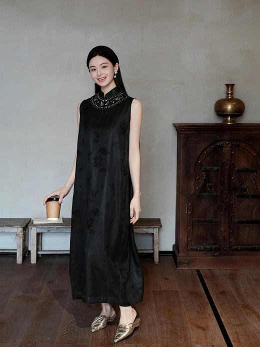 盛唐牡丹盛奢系列 | 真丝香云纱手绣女连衣裙 商品图0