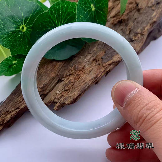 派瑞翡翠 翡翠手镯 糯种 飘花 商品图3