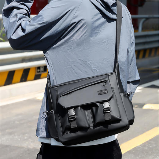 瑞德姆机能单肩包
RB-023 商品图1