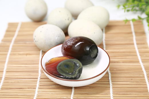 【严选】【九珠】鸭蛋皮蛋无铅松花蛋农家散养松花皮蛋6枚/10枚/20枚 （单枚50克-60克）散装   （厂家直发） 商品图3