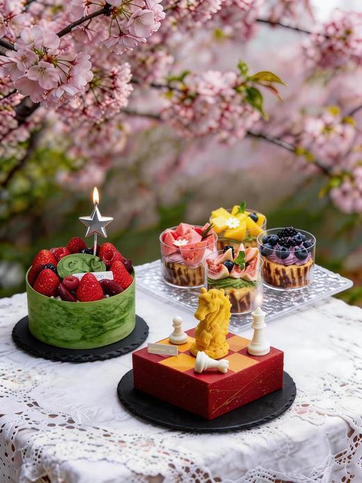 30人套餐：3磅春野+6吋开局+春果集（4个装） 商品图0