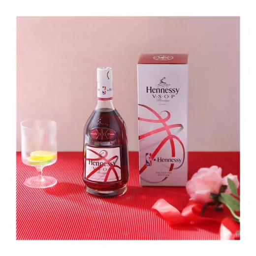 轩尼诗VSOP干邑白兰地 NBA联名版 700ml/盒 商品图1