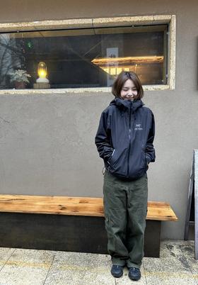 SZN经典热款BETA LT Jacket女士轻量硬壳冲锋衣  一件能陪你从城市走到山野的全能硬壳