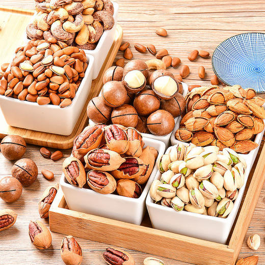 伟明坚果组合二（葡萄干+盐焗开心果+陈皮味花生+奶香味夏威夷果+桂圆干+奶香味长寿果+带壳巴旦木+五香瓜子） 商品图0