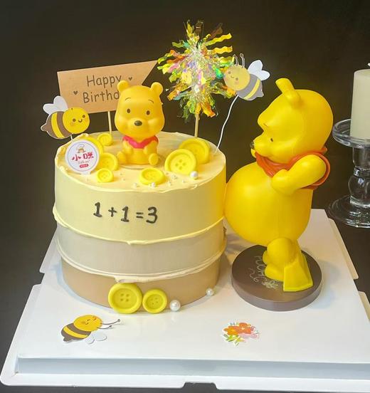 孕妈妈的小熊维尼蛋糕 商品图0
