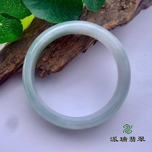 派瑞翡翠 翡翠手镯 糯种 浅绿 商品图1