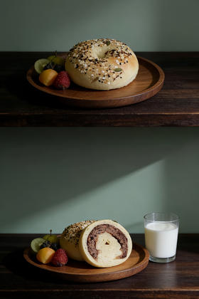 红豆乳酪贝果（12：00出货）