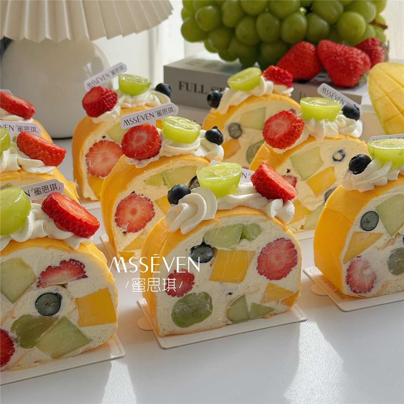 缤纷水果可丽卷   