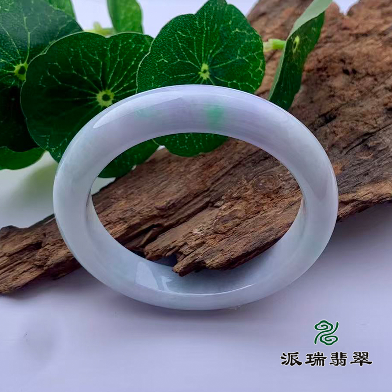 派瑞翡翠 翡翠手镯 糯种 浅绿