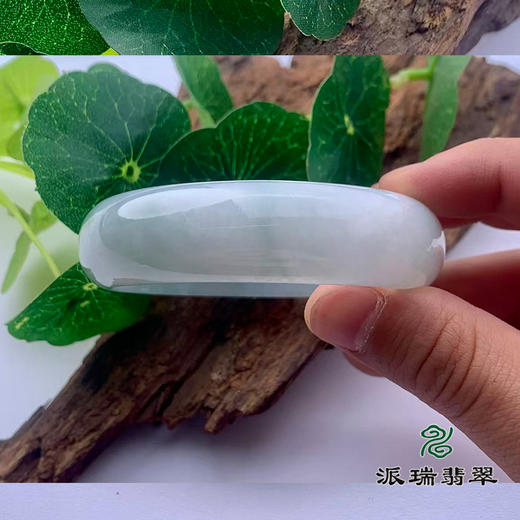 派瑞翡翠 翡翠手镯 糯种 浅绿 商品图2