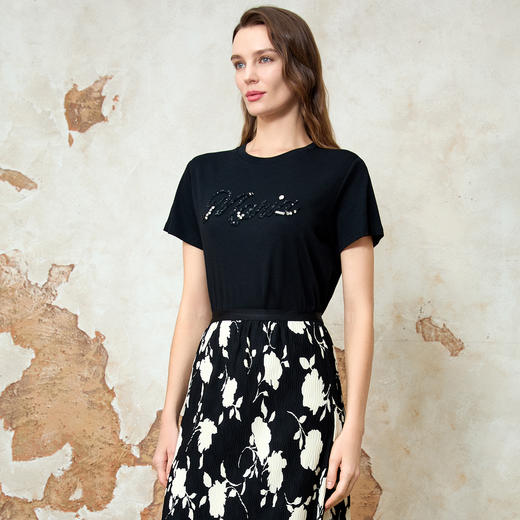 EITIE爱特爱夏季新款时尚百搭打底舒适圆领印花亮片T恤女8102801 商品图7