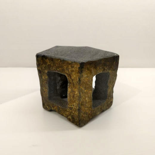 玄武岩随形高几架底座 商品图0