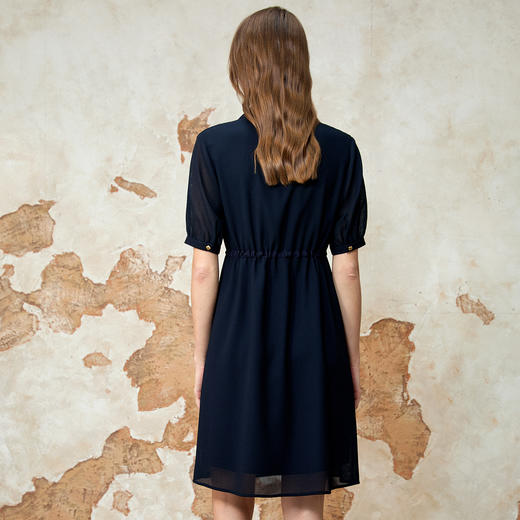 EITIE连衣裙8207911 商品图4