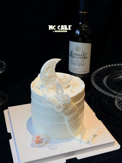 白月光/ins蝴蝶月亮蛋糕 商品图1