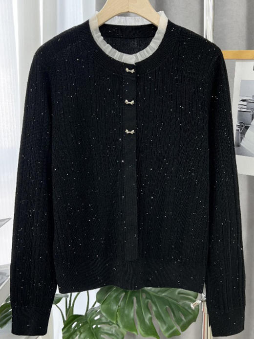 预售 臣禾	【星辰小衫】撞色木耳边新澳珠片纱套头针织衫	9261090396 商品图4