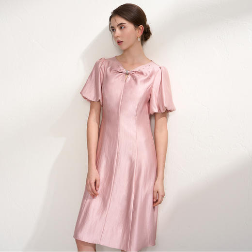 EITIE爱特爱蝴蝶结粉色亮丝泡泡袖轻礼服千金连衣裙2026夏季新款B2607246 商品图2