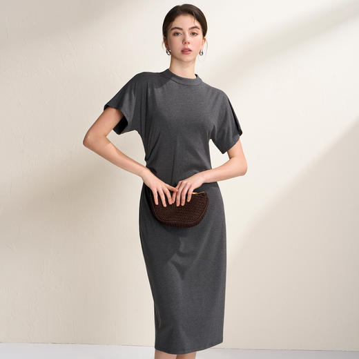 EITIE爱特爱气质立领修身弹力极简莫代尔落肩连衣裙2026夏季新款B2607226 商品图6
