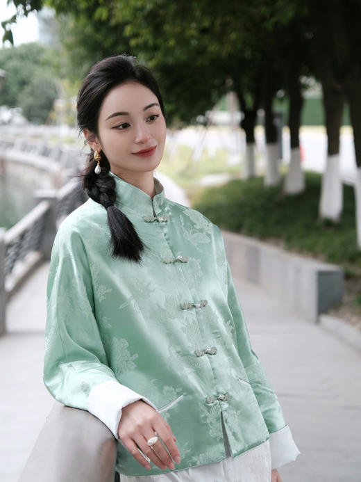 盛唐牡丹 |艾绿蝶恋花冠乐绉双面穿外套 商品图7