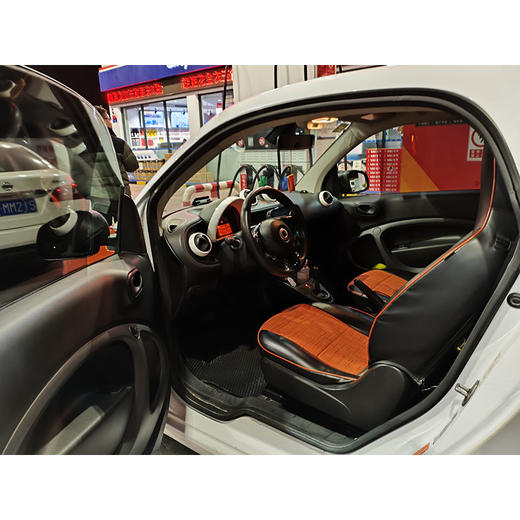 smart fortwo 1.0L 52千瓦硬顶灵动版 国V【长租-北京】 商品图4