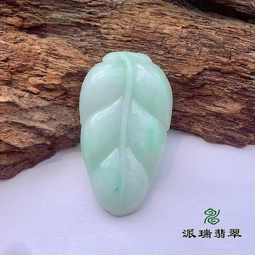 派瑞翡翠 翡翠挂件 糯种 绿色 商品图0