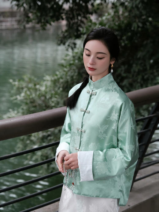 盛唐牡丹 |艾绿蝶恋花冠乐绉双面穿外套 商品图6