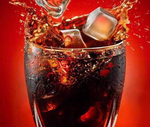 日本可口可乐碳酸饮料350ml/020143 世界杯限定包装 商品图1