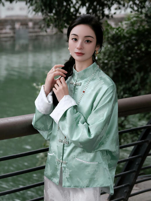 盛唐牡丹 |艾绿蝶恋花冠乐绉双面穿外套 商品图5