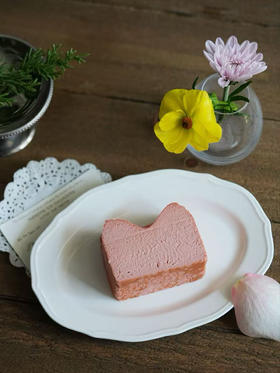 草莓巧克力巴斯克切块